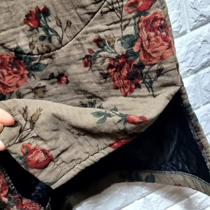 [BUNJANG] Floral Pattern Bonded Long Vest / 꽃무늬 면본딩 롱 조끼 베스트