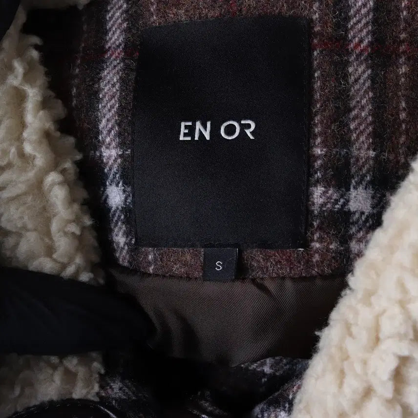 [BUNJANG] Enor 21FW Wool Blend Fleece Jacket / 엔오르 Enor 21FW 울 블렌드 플리스 재킷 무스탕 퍼 코트