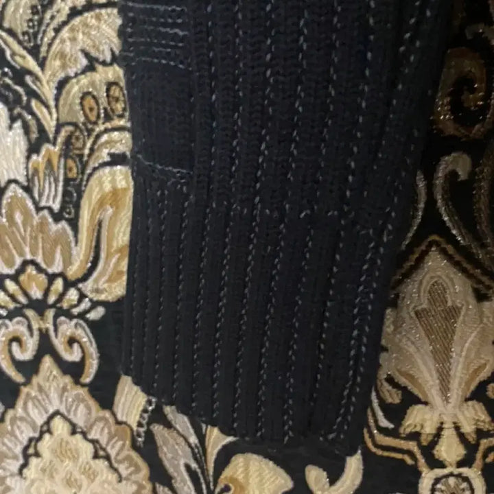 [BUNJANG] Versace Baroque Knit Top / [정품] 베르사체 블랙 자카드 한정판 바로크 니트 M