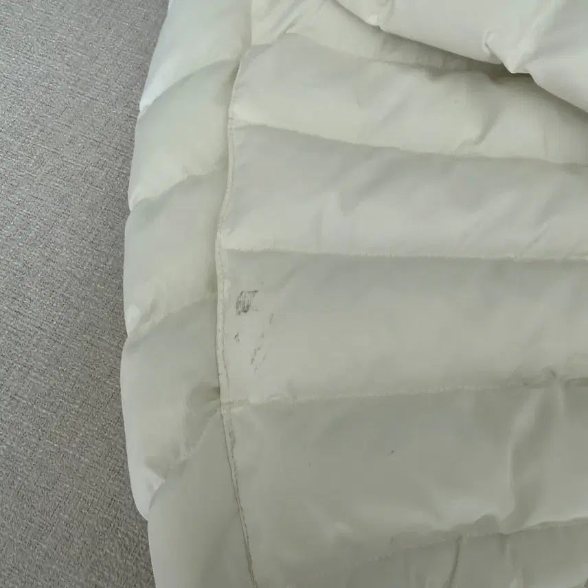 [BUNJANG] Weeekly Pocket Lightweight Padding Anorak White / 위크어스 포켓 경량 패딩 아노락 화이트