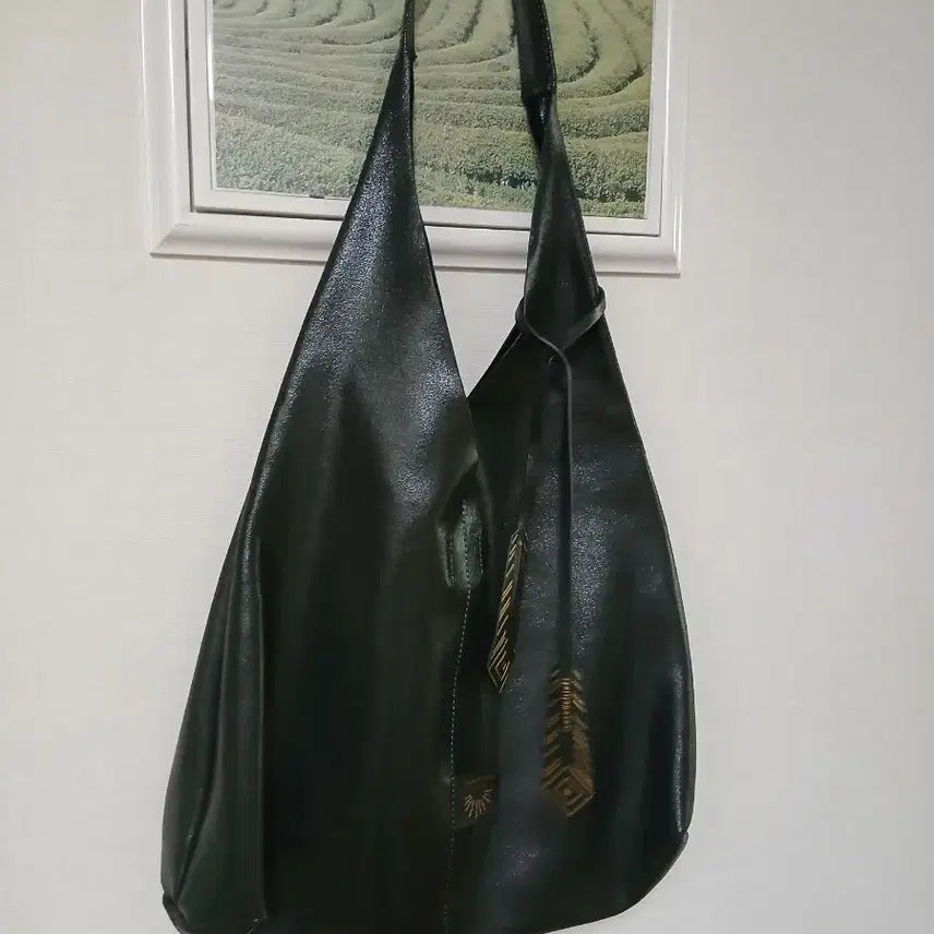 [BUNJANG] Ivana Helsinki Leather Shoulder Bag / 이바나헬싱키 양가죽 숄더백