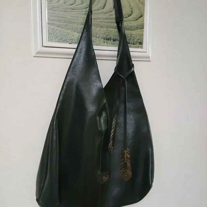 [BUNJANG] Ivana Helsinki Leather Shoulder Bag / 이바나헬싱키 양가죽 숄더백