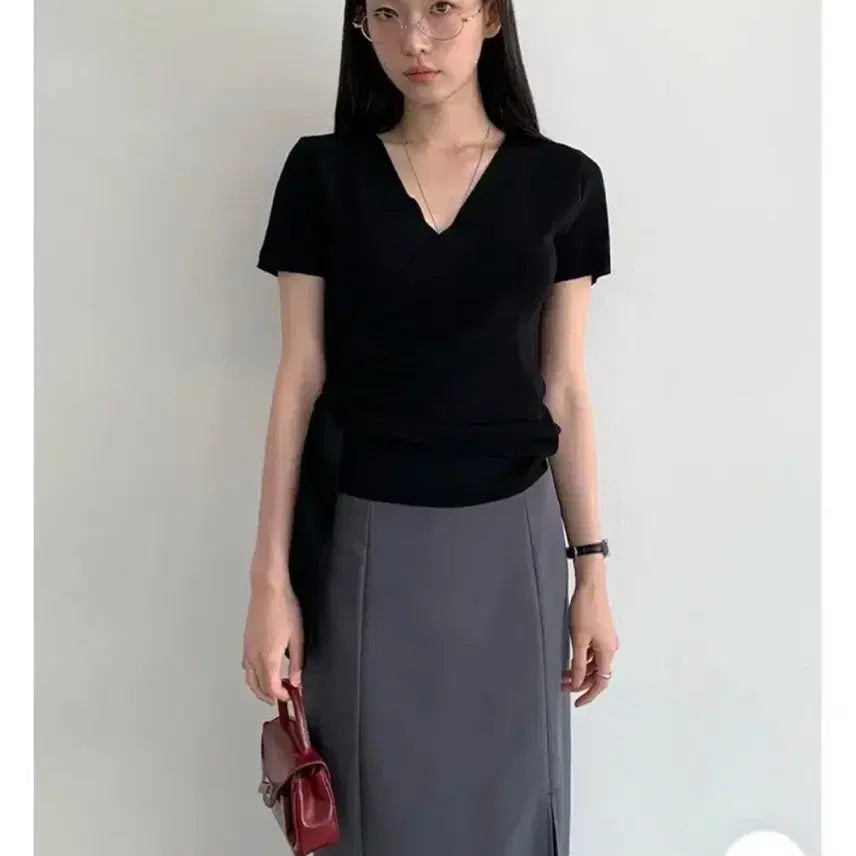 [BUNJANG] From Beginning V-Neck Wrap Half Sleeve Knit / 프롬비기닝 브이넥 랩 하프슬리브 니트