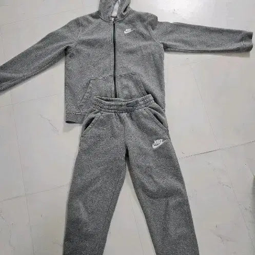 [BUNJANG] Nike Kids Training Suit Set / 나이키 회색 키즈트레이닝복 세트