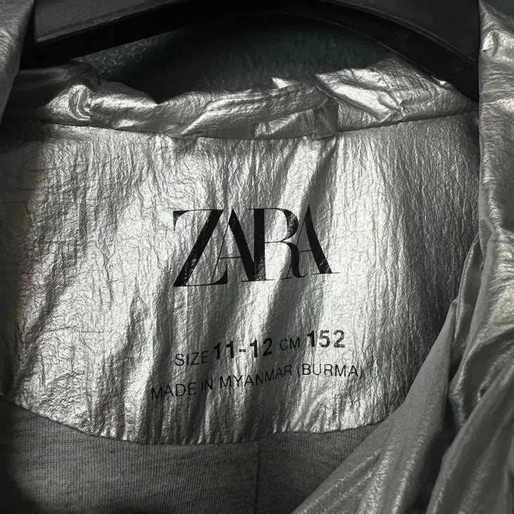 [BUNJANG] Zara Junior Silver Jacket / 152 자라 주니어 실버 야상 자켓