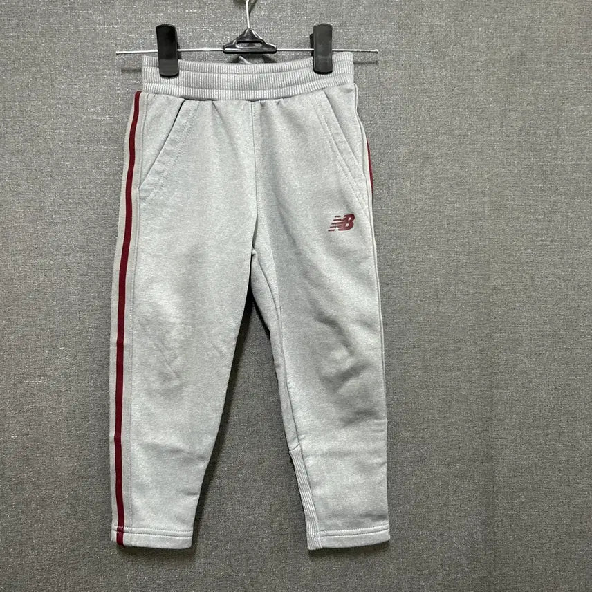 [SOLD OUT] 100 뉴발란스 키즈 트랙 바지 회색