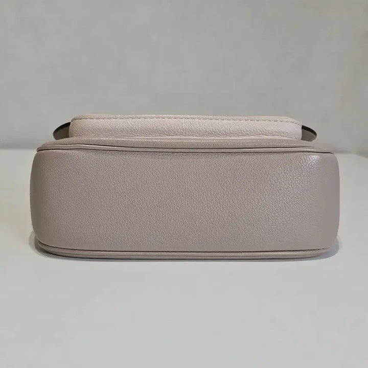 [BUNJANG] Louis Vuitton Lockme Tender Shoulder Bag / [럭스올] 루이비통 락미 텐더 내장칩 숄더백 크로스백 M58554