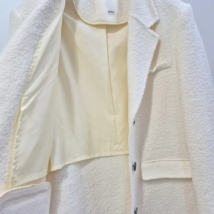 [BUNJANG] NEROLI Handmade Boucle Coat / NEROLI 핸드메이드 부클 코트 미착용