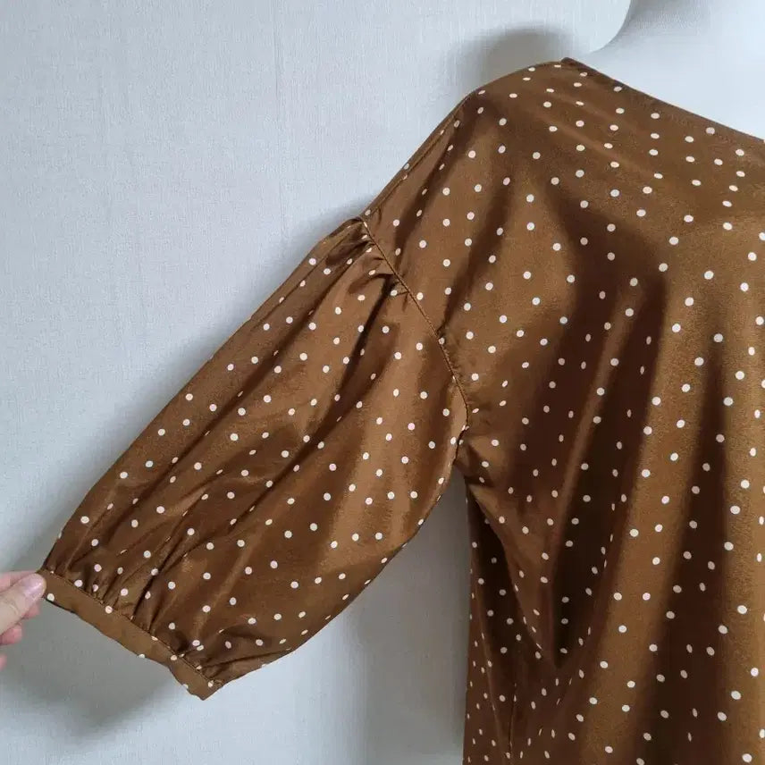 [BUNJANG] BL249 Loose Fit Dot Blouse / BL249 루즈핏도트블라우스