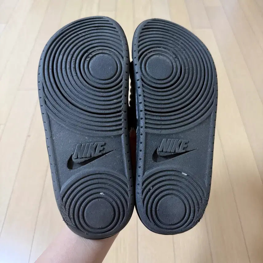 [BUNJANG] Nike Velcro Slippers 250 / 나이키 벨크로 슬리퍼, 250