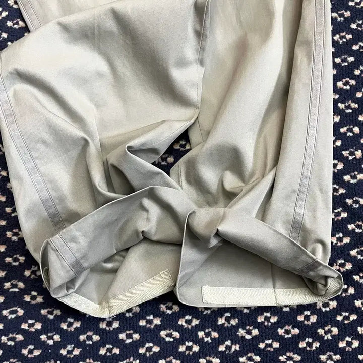 [BUNJANG] Doublet Side Line Trousers / 더블탭스 사이드라인 트라우저