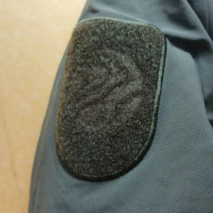 [BUNJANG] Discovery Expedition Jacket (Size 95) / 디스커버리 익스페디션 항공점퍼 95호