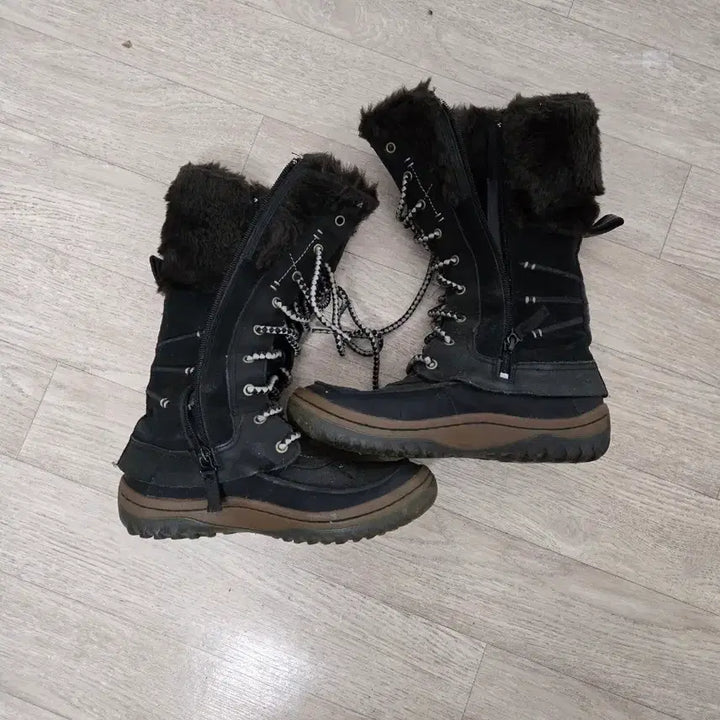 [BUNJANG] Leather Boots 235 / 메렐가죽부츠235