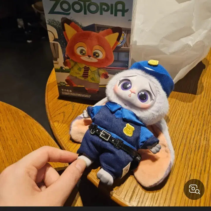 [BUNJANG] Zootopia Judy Keyring / 상하이 미니소 주토피아 주디 인형 키링 미사용