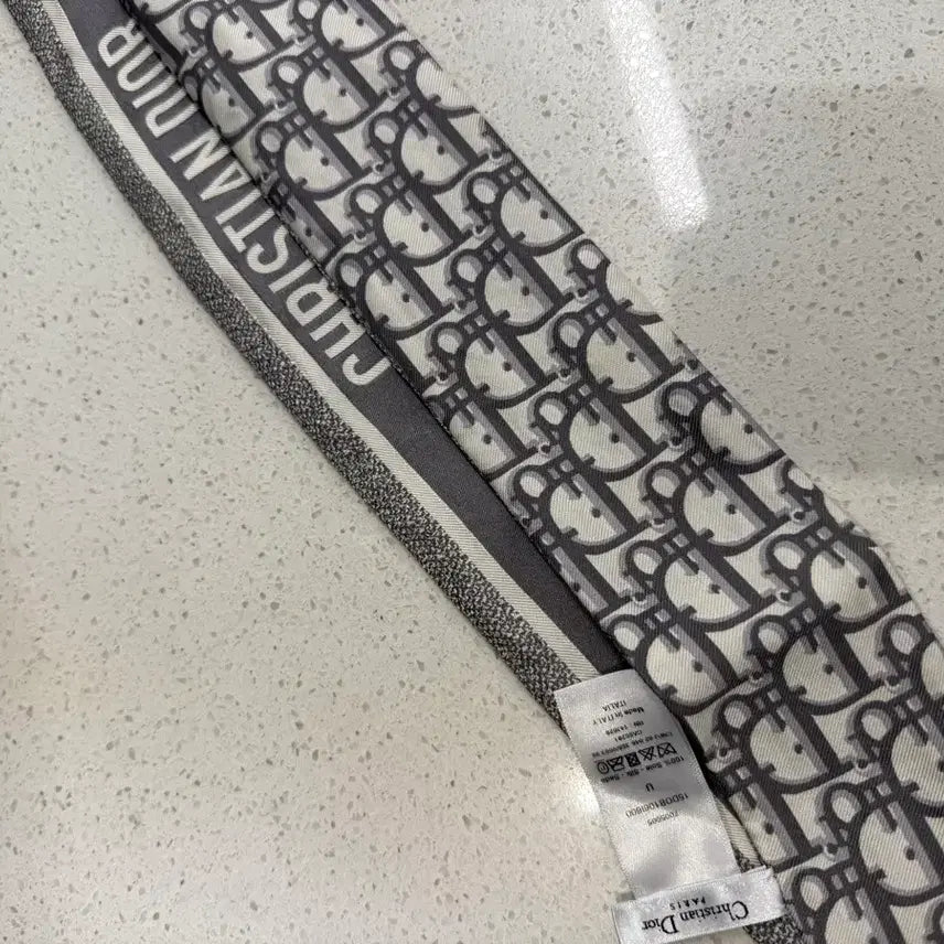 [BUNJANG] Dior Oblique Twill Silk Scarf / 디올 오블리크 스카프 트윌 실크