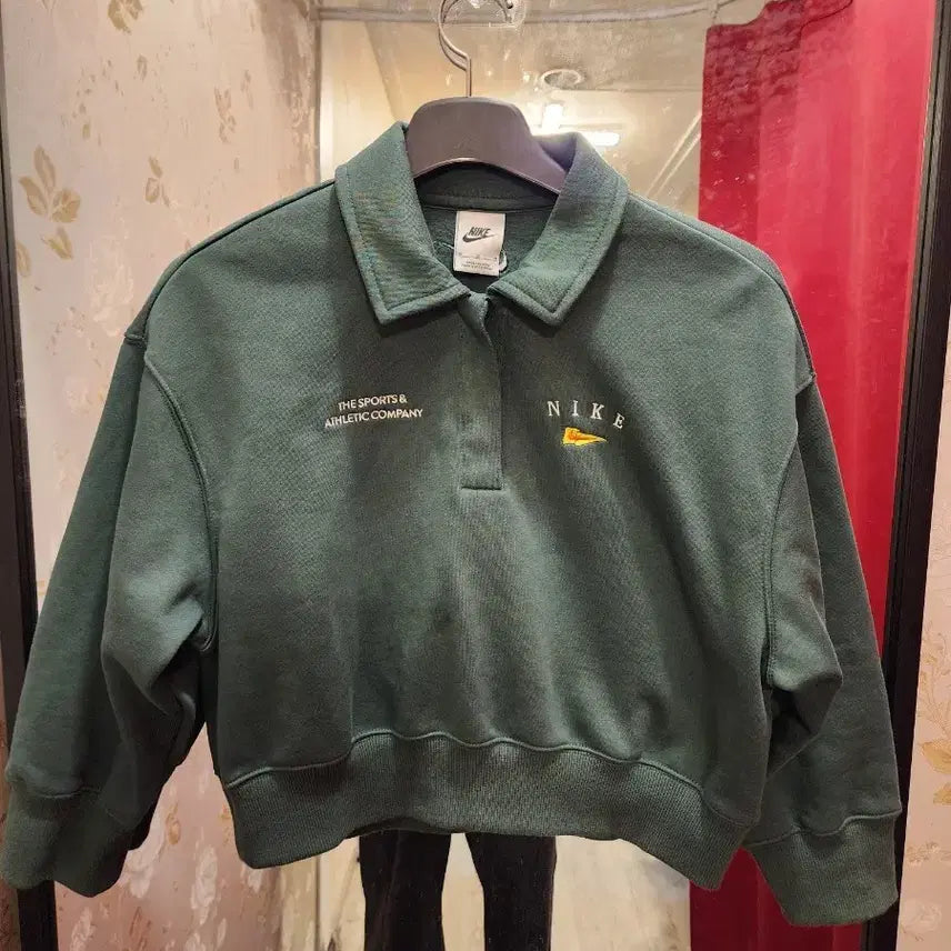 [BUNJANG] Nike Anorak Crop Sweatshirt (Green) 85 / 7/35 나이키 아노락 크롭 맨투맨(그린)85