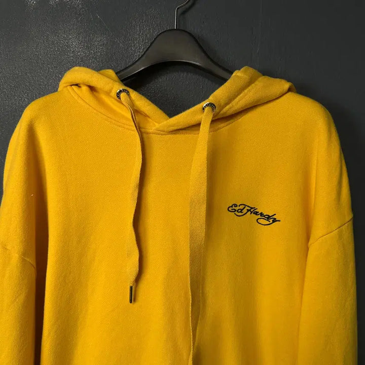 [BUNJANG] Ed Hardy Yellow Embroidered Hoodie / M 에드하디 옐로우 자수 후드 티셔츠