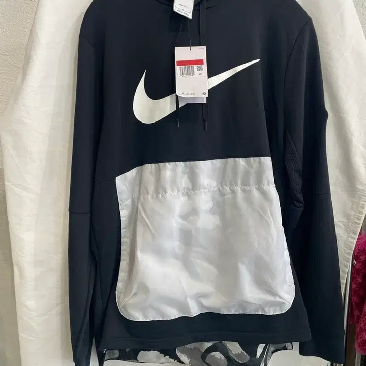 [SOLD OUT] 나이키 블랙/화이트 후드티 새상품