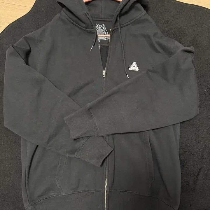 [BUNJANG] Palace Hoodie (Size L) / 팔라스 후드집업 L