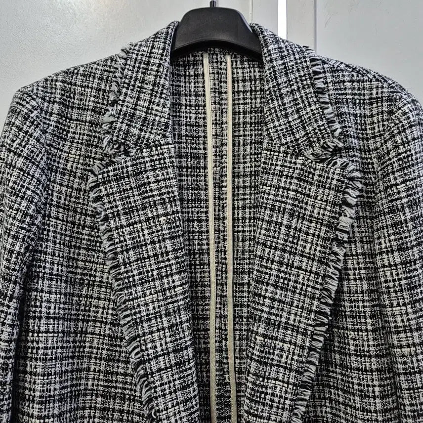 [BUNJANG] Massimo Dutti Tweed Jacket / 마시모두띠 트위드 자켓