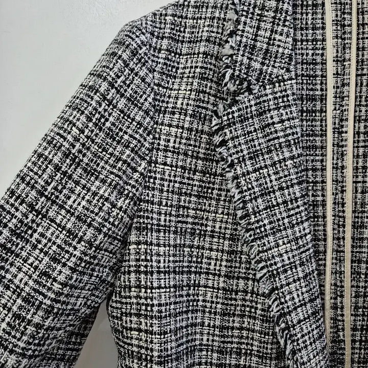 [BUNJANG] Massimo Dutti Tweed Jacket / 마시모두띠 트위드 자켓