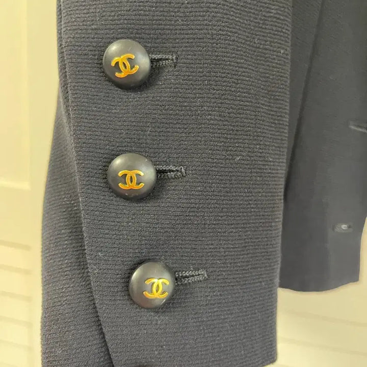 [BUNJANG] Chanel Boutique Navy Jacket 38 / 샤넬 부티크 네이비 자켓 38