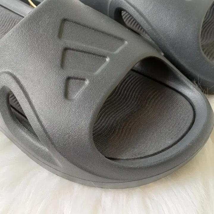 [BUNJANG] Adidas Adicane Slide Black / 아디다스 여성 슬리퍼 아디케인 슬라이드 블랙
