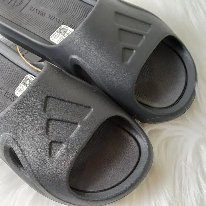 [BUNJANG] Adidas Adicane Slide Black / 아디다스 여성 슬리퍼 아디케인 슬라이드 블랙