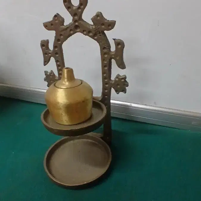 [BUNJANG] Korean Antique Brass Oil Lamp / 부엌등잔(동)민속품