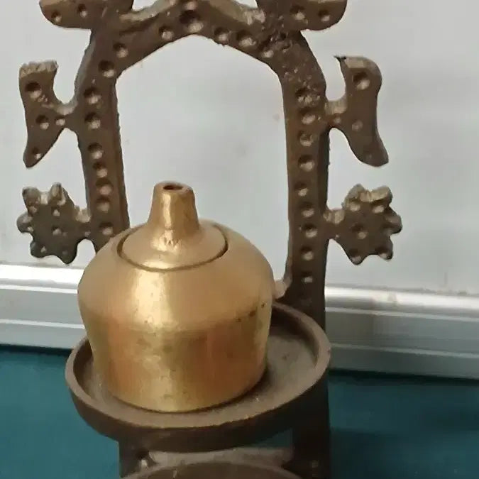 [BUNJANG] Korean Antique Brass Oil Lamp / 부엌등잔(동)민속품