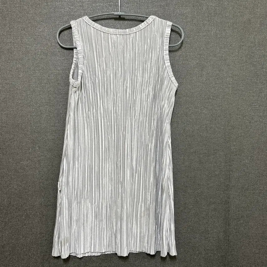 [SOLD OUT] 100 쿠키하우스 여아 플리츠 원피스 실버