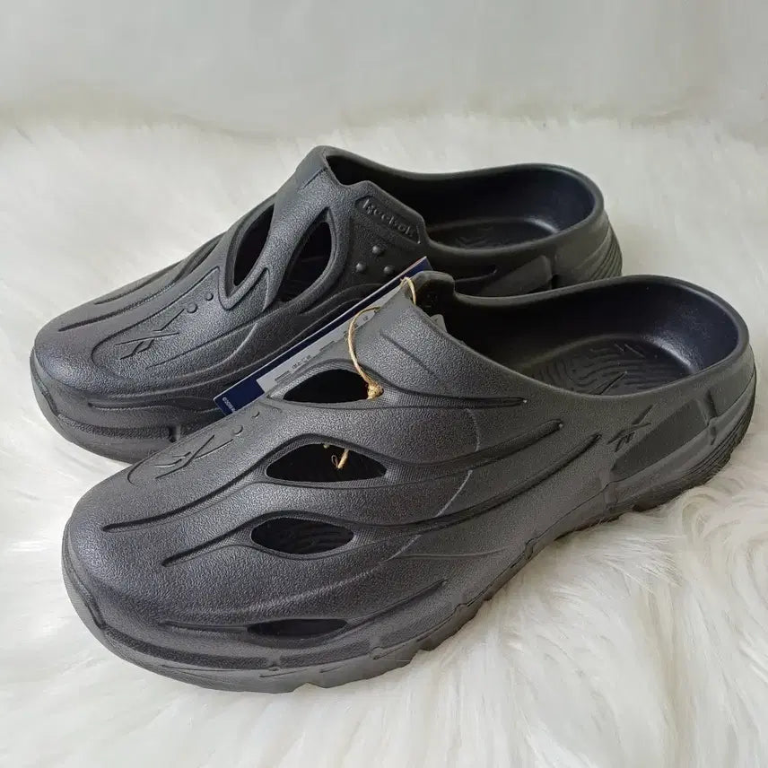 [BUNJANG] Reebok Summer Water Play Men's Clog Black / 리복 여름 물놀이 남성 슬리퍼 직 클로그 블랙