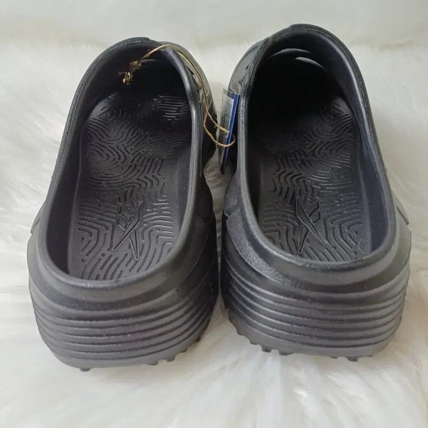 [BUNJANG] Reebok Summer Water Play Men's Clog Black / 리복 여름 물놀이 남성 슬리퍼 직 클로그 블랙