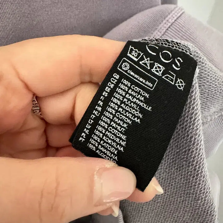 [BUNJANG] COS Round Neck Sweatshirt (Purple, Size M) / COS 코스 라운드넥 피그먼트 맨투맨 퍼플(사이즈M)