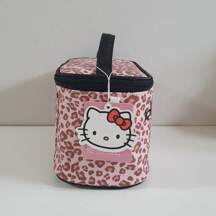 [BUNJANG] Hello Kitty Leopard Pattern Cosmetic Pouch / 헬로키티 호피 패턴 화장품 파우치