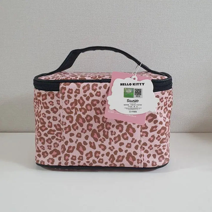 [BUNJANG] Hello Kitty Leopard Pattern Cosmetic Pouch / 헬로키티 호피 패턴 화장품 파우치