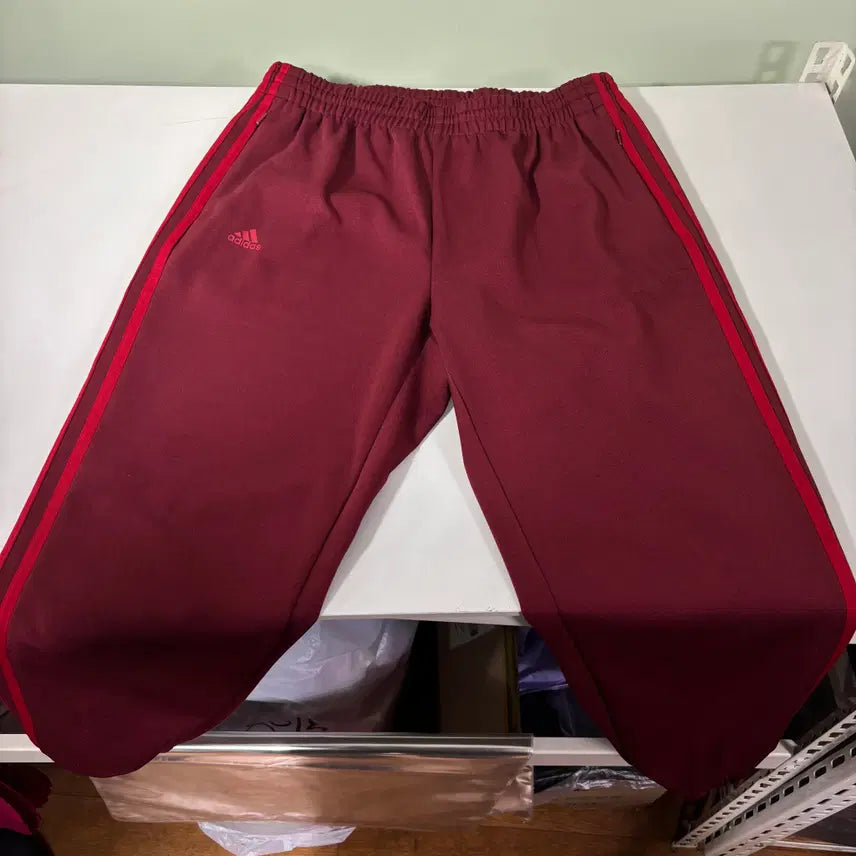 [BUNJANG] Adidas Red Track Jogger Pants / XL 아디다스 레드 트랙 조거팬츠