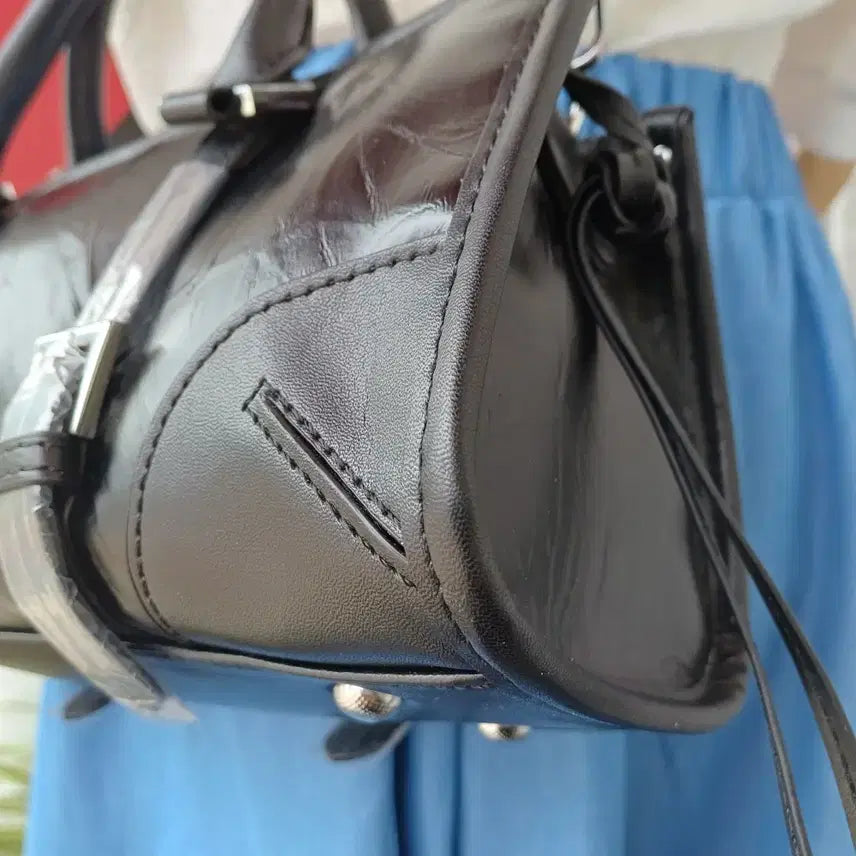 [BUNJANG] Martin Cox Symmetry Two-Way Bag / 마틴콕스 여성 가방 투웨이백 시메트리 블랙