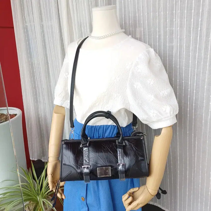 [BUNJANG] Martin Cox Symmetry Two-Way Bag / 마틴콕스 여성 가방 투웨이백 시메트리 블랙