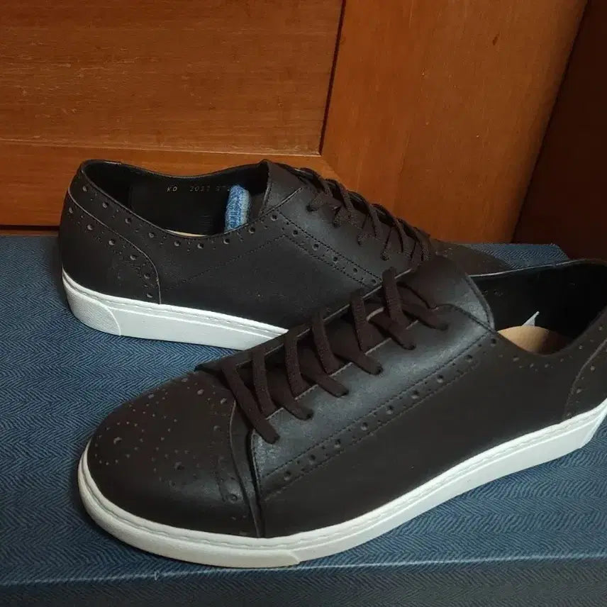 [BUNJANG] Sneakers (Size 275/280) / 헤리티지 가죽 국산 275 280 스니커즈 새상품 운동화