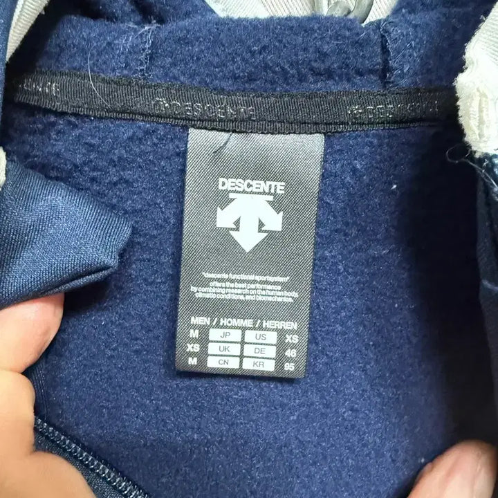 [BUNJANG] Descente Navy Fleece Sports Top 95 / 데상트 네이비 기모 스포츠 상의 반집업 95