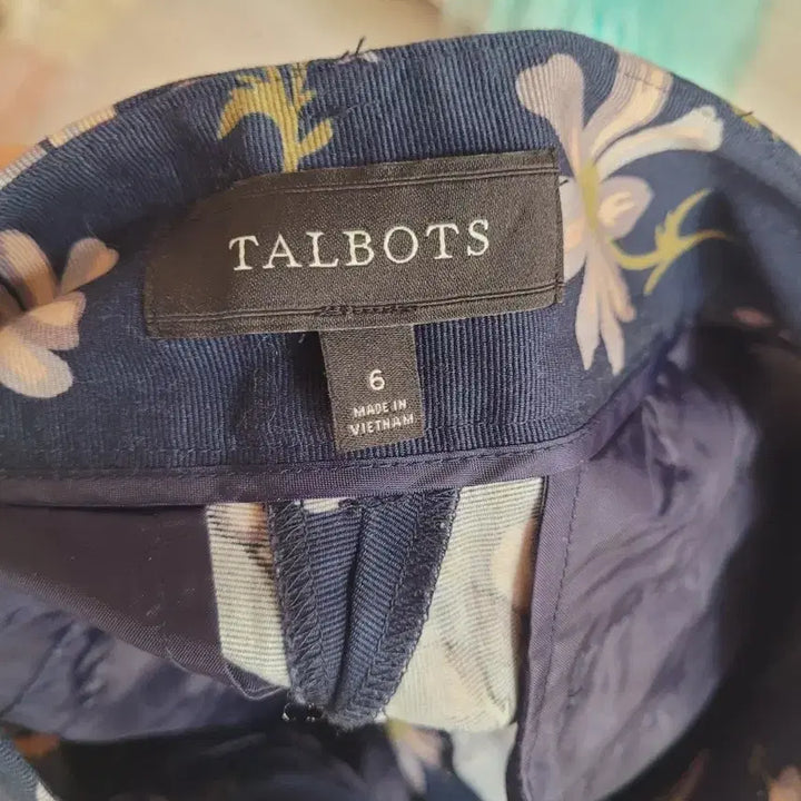 [BUNJANG] Floral Pattern Women's Pants / 수입네이비 플라워 패턴 여성 바지