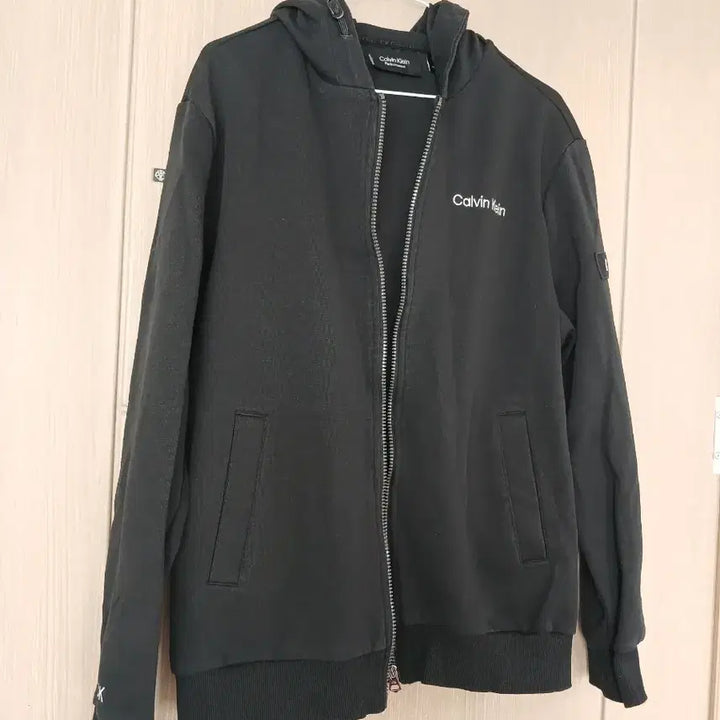 [SOLD OUT] 캘빈클라인 블랙 후드 집업