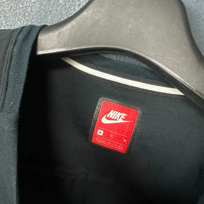 [BUNJANG] Nike Tech Pack Black Long Sleeve T-shirt / M 나이키 테크팩 블랙 긴팔 티셔츠