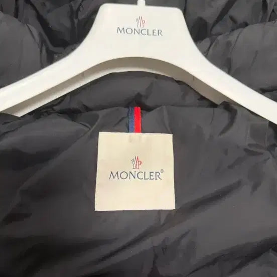 [BUNJANG] Moncler Cluny / 몽클레어 클루니