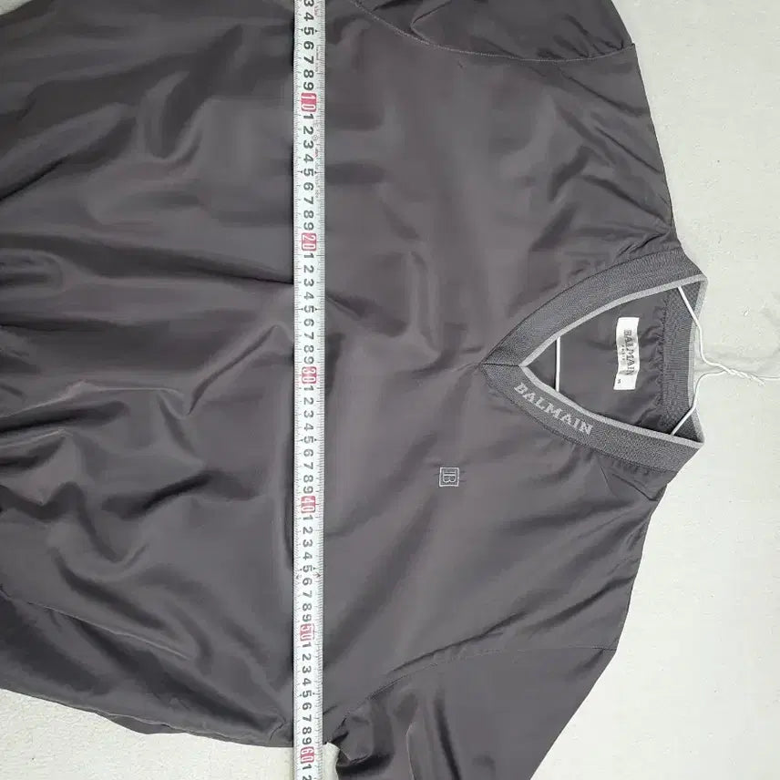 [BUNJANG] Balmain V-Neck Warm-Up Jacket (Gray, Size 95) / 발망 바람막이 브이넥 웜업 자켓 그레이 95