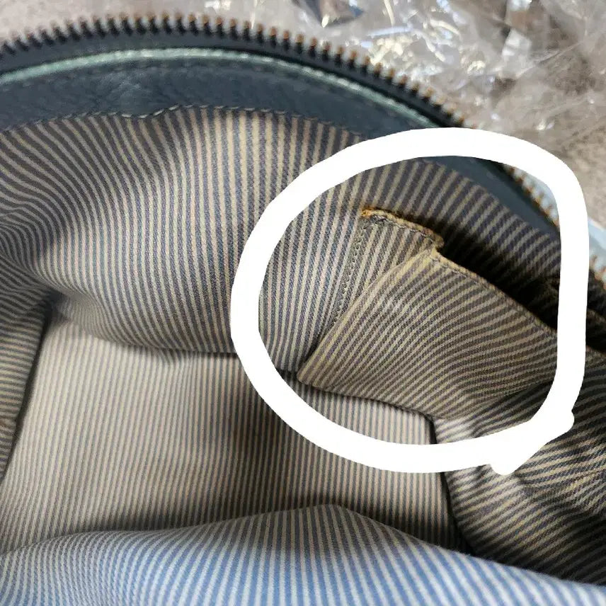 [BUNJANG] Celine CE00/35 Leather Tote Bag / 셀린느 CE00/35 연하늘 레더 토트백 -정품