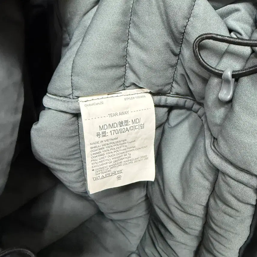 [BUNJANG] Under Armour Black Padded Jacket / 언더아머 블랙 패딩 점퍼