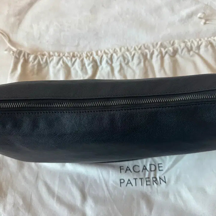 [BUNJANG] Steve Bag Black / 파사드패턴 스티브백 블랙 steve bag black