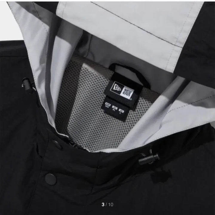 [BUNJANG] New Era Oakland Raiders Windbreaker Jacket / 뉴에라 오클랜드 레이더스 윈드 브레이커 아노락 재킷